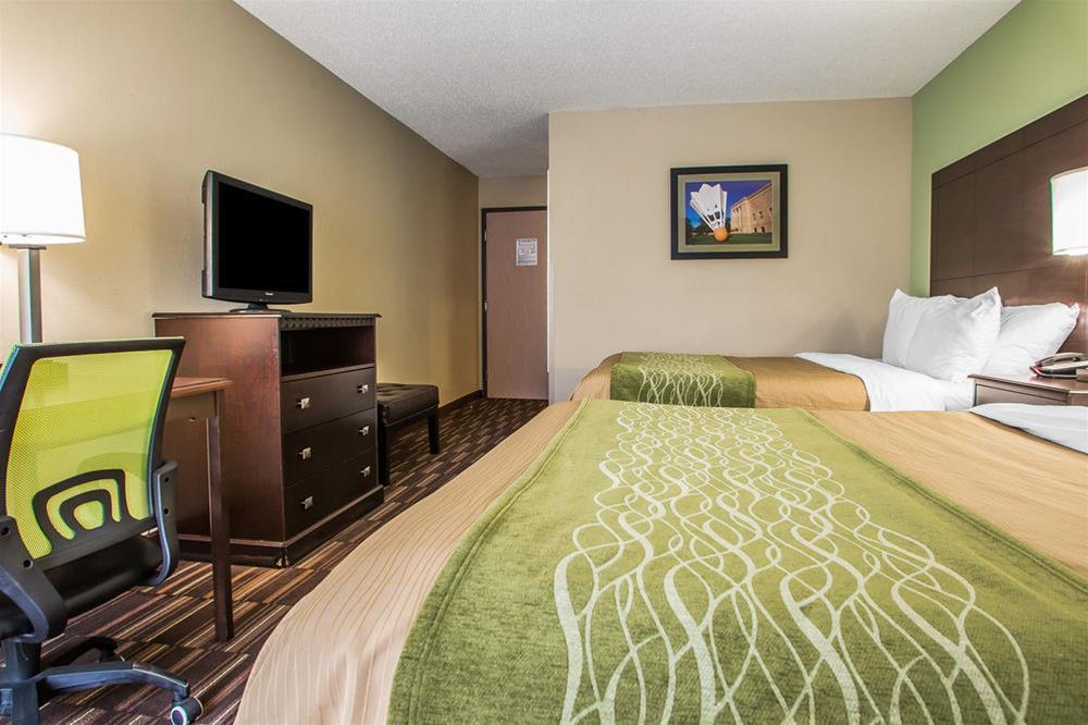 Comfort Inn & Suites Kansas City - Northeast Exterior foto